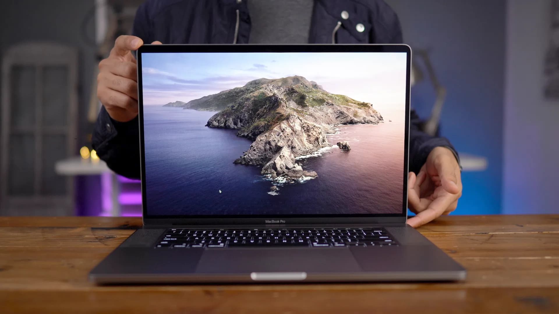 Spesifikasi MacBook Pro (16-inch, 2019)
