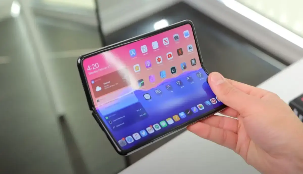 Rumor Kedatangan iPhone Lipat Apple Semakin Menguat