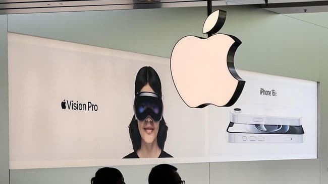 Apple Kena Serang Kanan-Kiri, Kiamat iPhone Sudah Dekat?